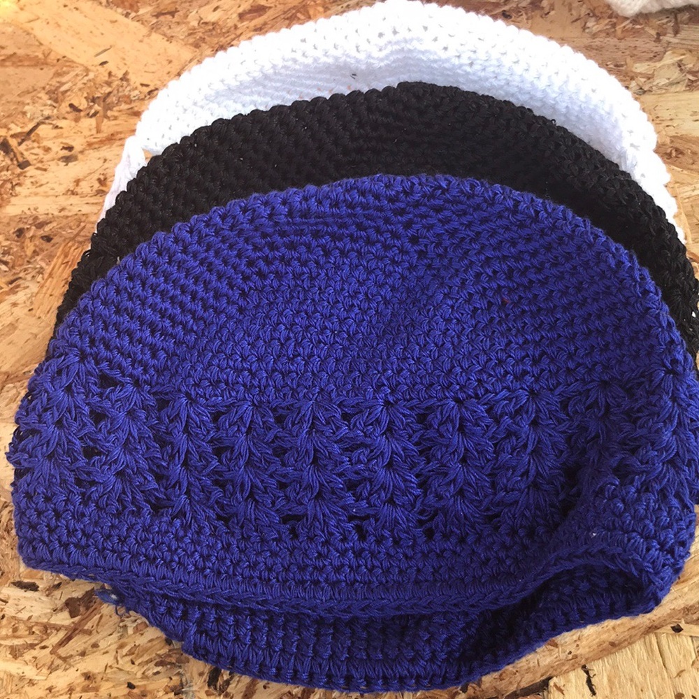 hat bundle :) - Picture 5 of 6